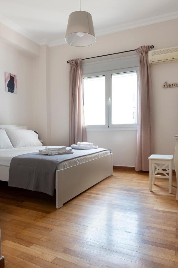 Spacious Central Flat In The Heart Of Athens! Exterior photo